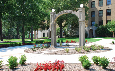 The Arch on the campus of Arkansas State